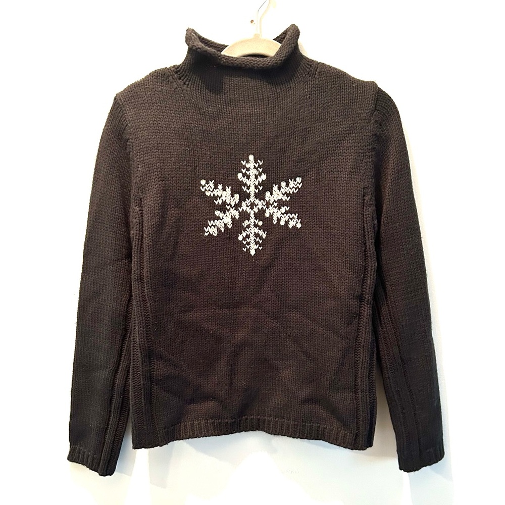 Vintage St John’s Bay Knit Christmas Snowflake Sweater in Black